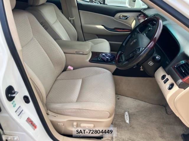 Toyota CROWN SEDAN 2009-04 8879242-13