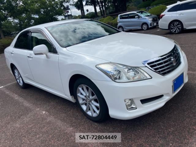 Toyota CROWN SEDAN 2009-04 8879242-2