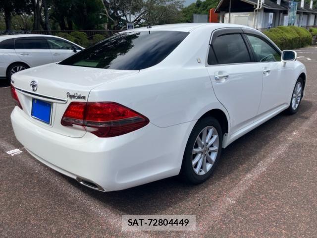Toyota CROWN SEDAN 2009-04 8879242-5