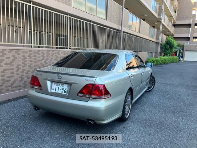Toyota CROWN SEDAN 2004-03 8879245-2