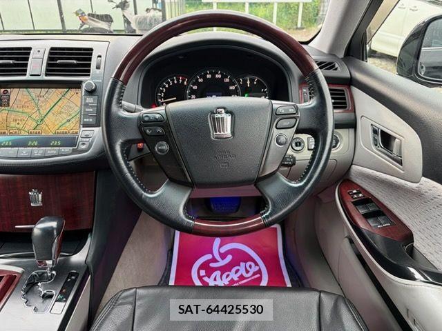 Toyota CROWN SEDAN 2008-07 8879236-11