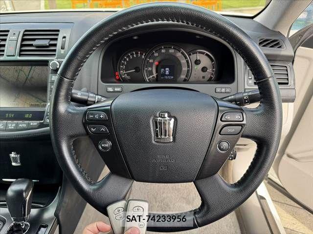 Toyota CROWN SEDAN 2008-05 8879237-6