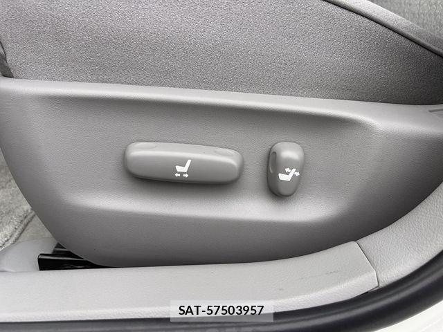 Toyota CROWN SEDAN 2010-09 8879232-19