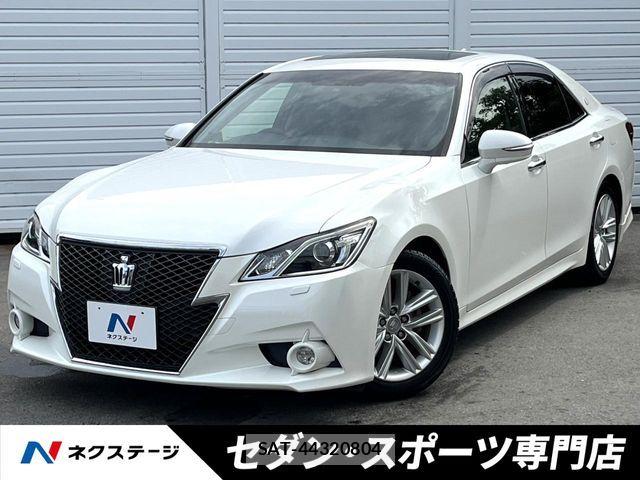 Toyota CROWN SEDAN 2013-07 8879221-0