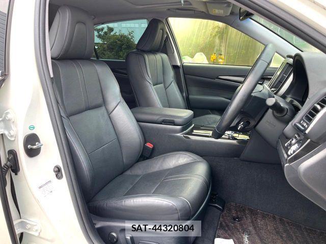 Toyota CROWN SEDAN 2013-07 8879221-7