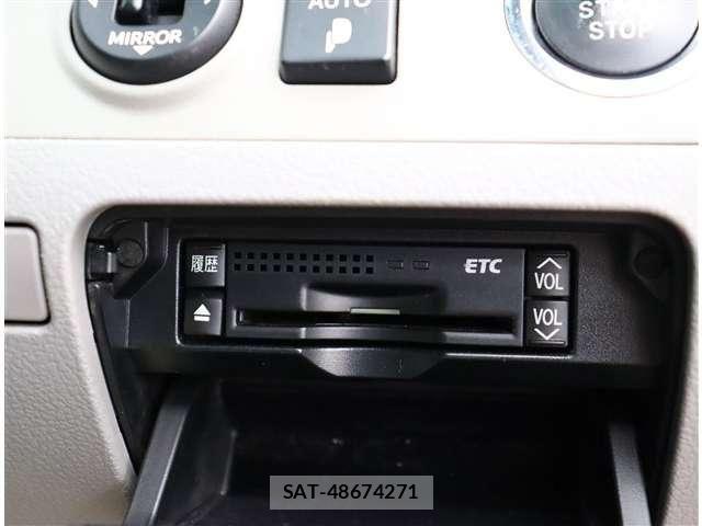 Toyota CROWN SEDAN 2010-04 8879234-9