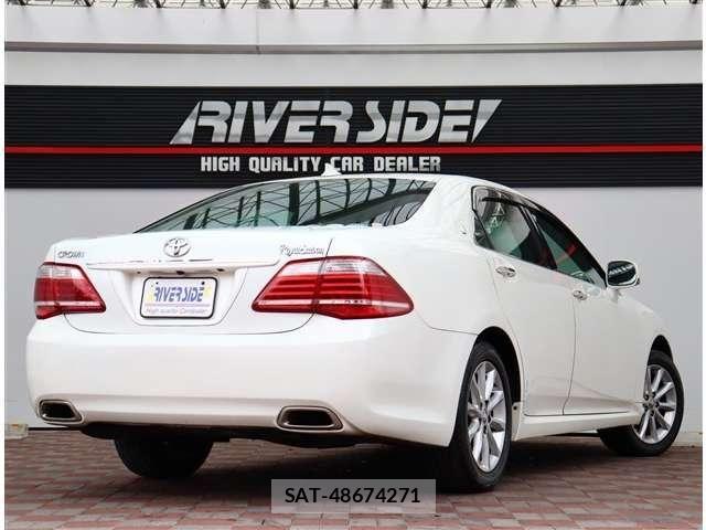 Toyota CROWN SEDAN 2010-04 8879234-2