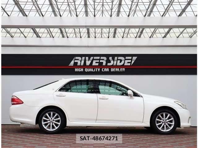 Toyota CROWN SEDAN 2010-04 8879234-3