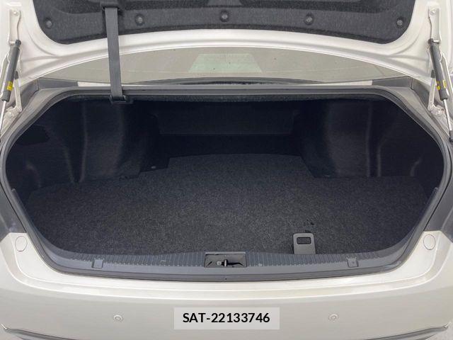 Toyota CROWN SEDAN 2013-08 8879226-13