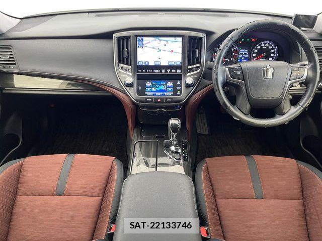 Toyota CROWN SEDAN 2013-08 8879226-1