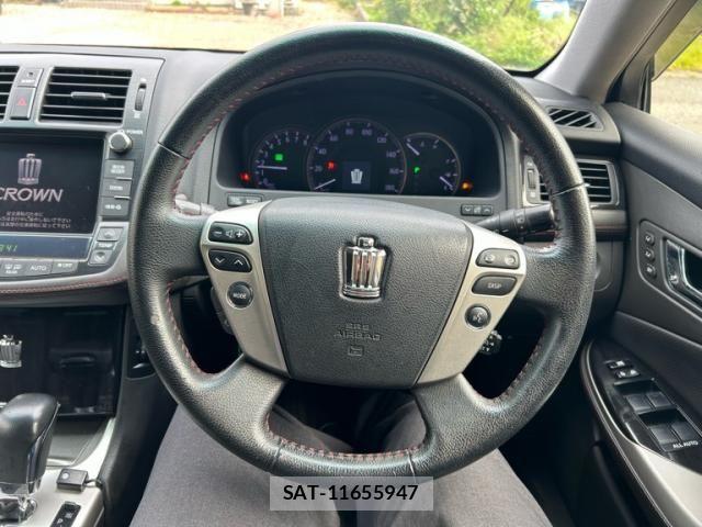 Toyota CROWN SEDAN 2013-01 8879235-12