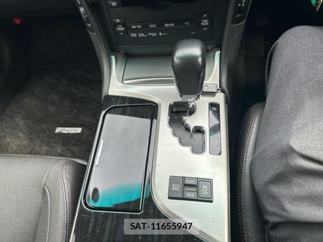 Toyota CROWN SEDAN 2013-01 8879235-18