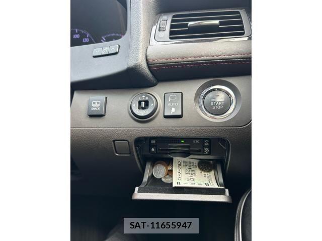 Toyota CROWN SEDAN 2013-01 8879235-19