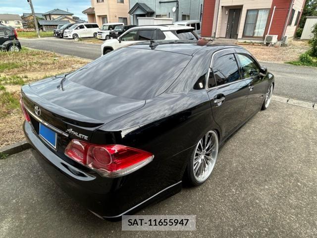 Toyota CROWN SEDAN 2013-01 8879235-2