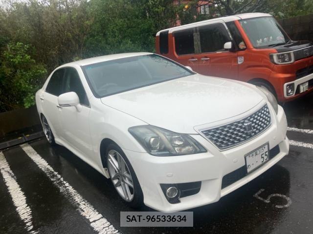Toyota CROWN SEDAN 2011-09 8883461-0