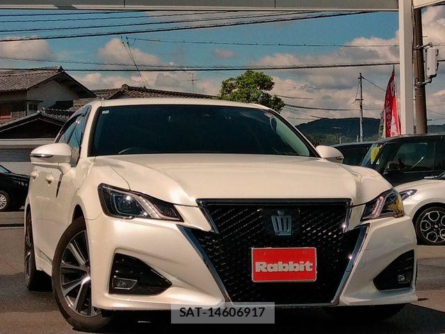 Toyota CROWN SEDAN 2018-04 8883460-0