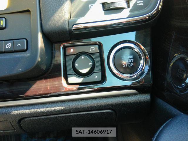 Toyota CROWN SEDAN 2018-04 8883460-26