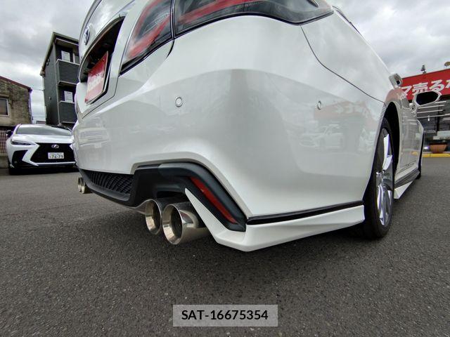 Toyota CROWN SEDAN 2019-06 8883458-15