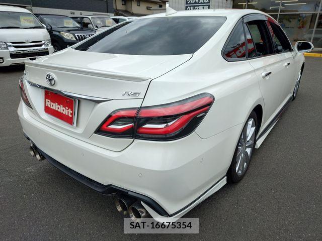 Toyota CROWN SEDAN 2019-06 8883458-7