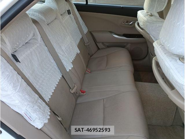 Toyota CROWN SEDAN 2010-12 1658877-19