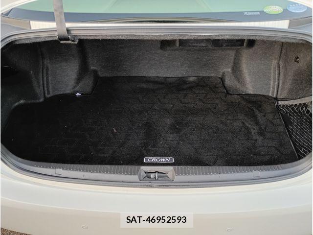 Toyota CROWN SEDAN 2010-12 1658877-20