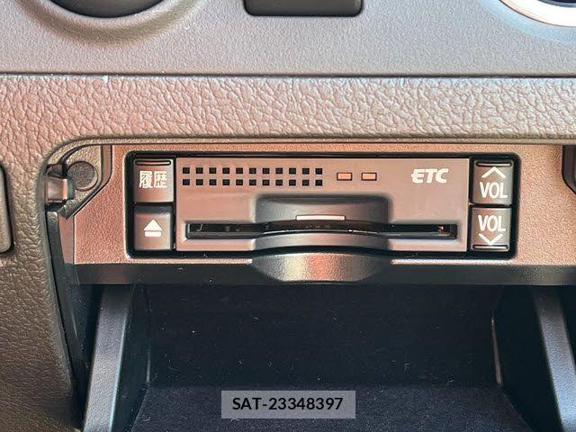 Toyota CROWN SEDAN 2011-08 3664382-15