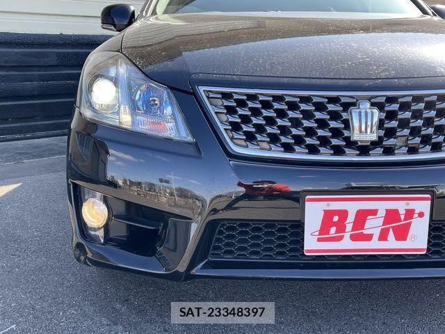 Toyota CROWN SEDAN 2011-08 3664382-22