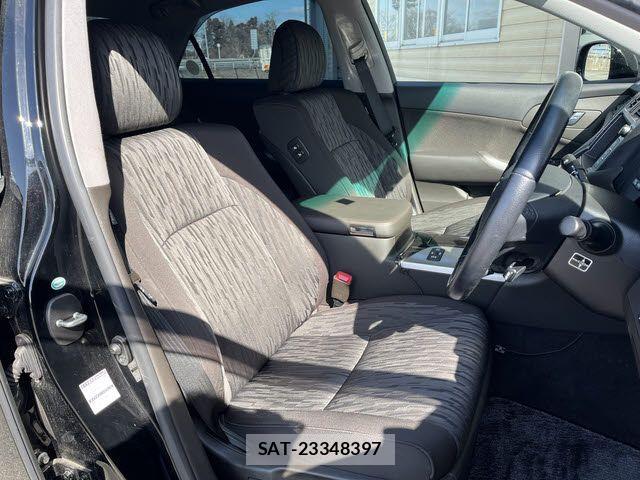 Toyota CROWN SEDAN 2011-08 3664382-3
