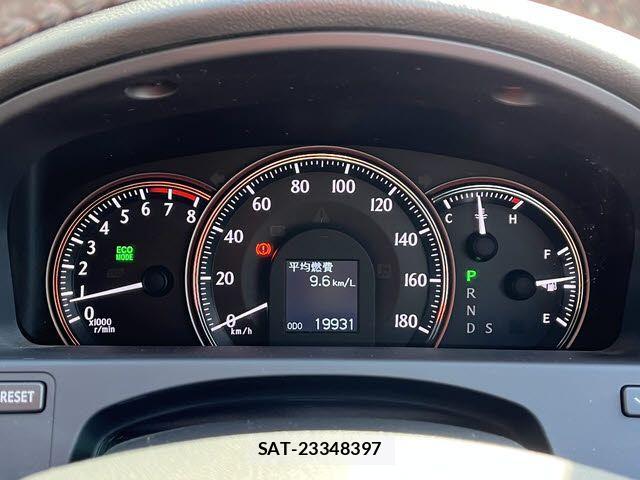 Toyota CROWN SEDAN 2011-08 3664382-7