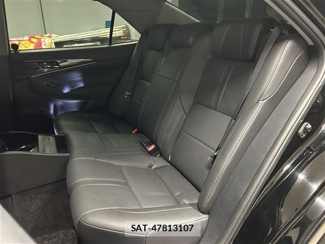 Toyota CROWN SEDAN 2013-12 4936002-26