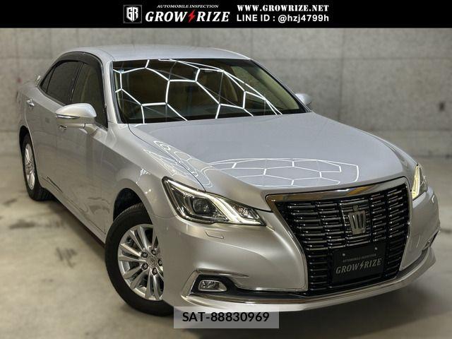Toyota CROWN SEDAN 2017-03 6670969-0