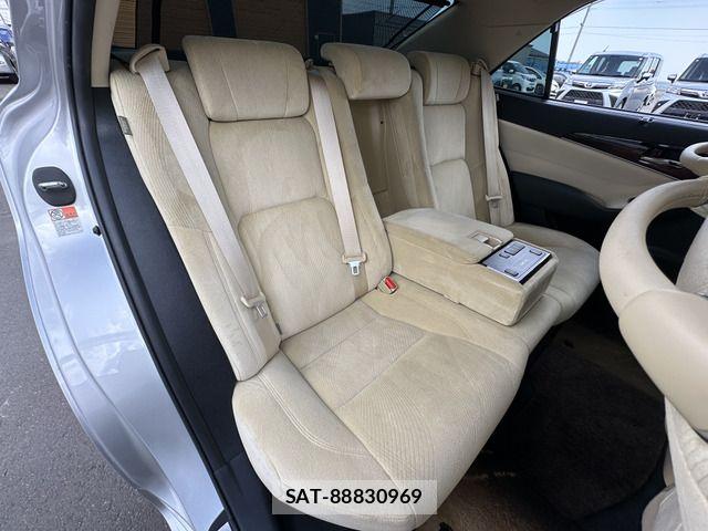 Toyota CROWN SEDAN 2017-03 6670969-13