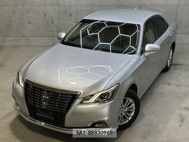 Toyota CROWN SEDAN 2017-03 6670969-16
