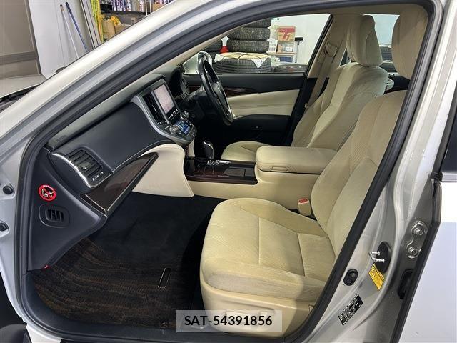 Toyota CROWN SEDAN 2013-08 6751125-17
