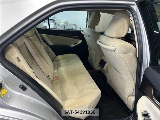 Toyota CROWN SEDAN 2013-08 6751125-18