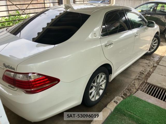Toyota CROWN SEDAN 2012-04 7250271-3
