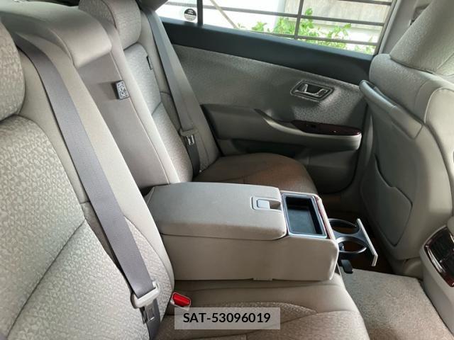 Toyota CROWN SEDAN 2012-04 7250271-8