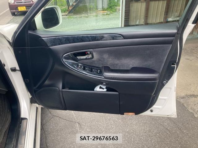 Toyota CROWN SEDAN 2005-08 7453660-12