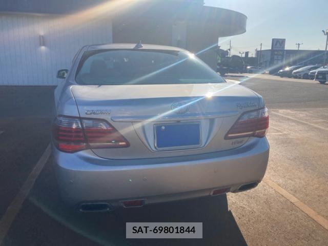 Toyota CROWN SEDAN 2012-01 7453658-4