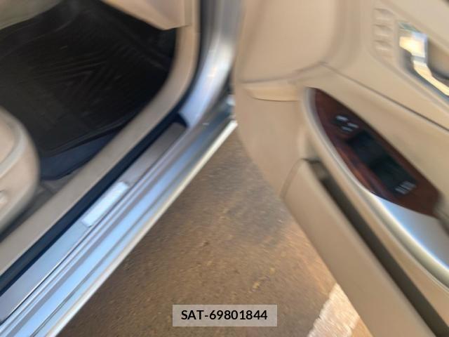 Toyota CROWN SEDAN 2012-01 7453658-8