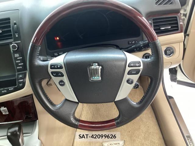 Toyota CROWN SEDAN 2011-03 7453659-12