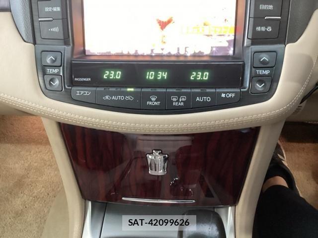 Toyota CROWN SEDAN 2011-03 7453659-22