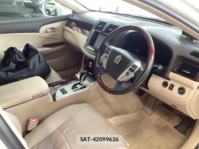 Toyota CROWN SEDAN 2011-03 7453659-6