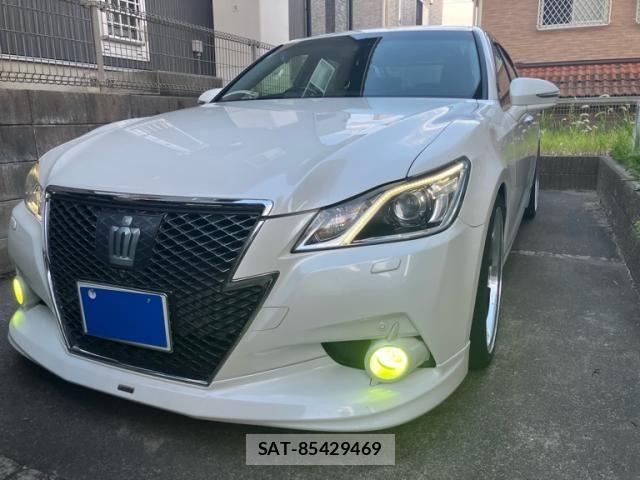 Toyota CROWN SEDAN 2013-01 7500048-1