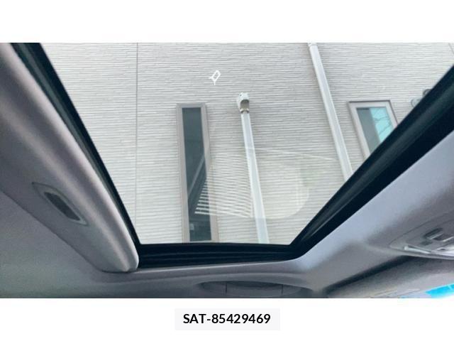 Toyota CROWN SEDAN 2013-01 7500048-25