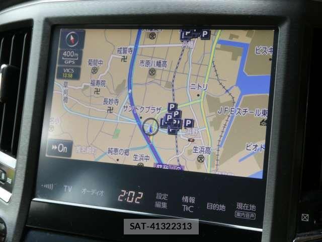 Toyota CROWN SEDAN 2017-10 7500047-1