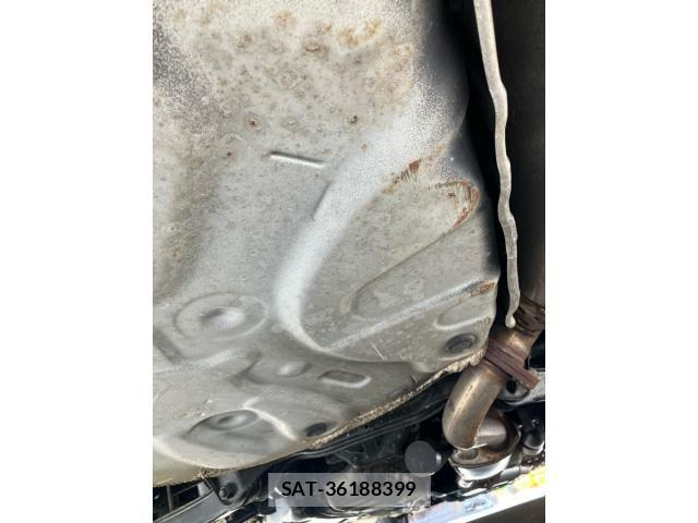 Toyota CROWN SEDAN 2001-03 7561979-24