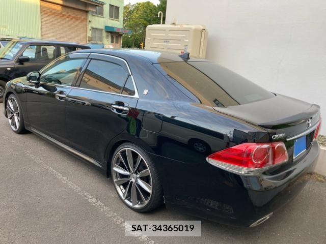 Toyota CROWN SEDAN 2010-04 7978871-9