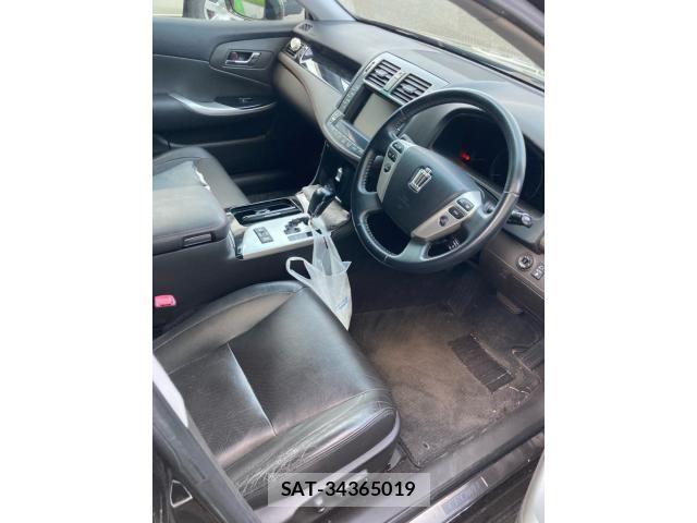 Toyota CROWN SEDAN 2010-04 7978871-20