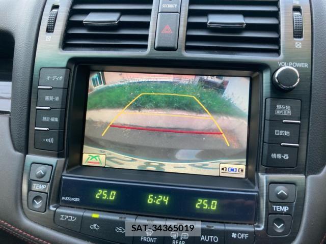 Toyota CROWN SEDAN 2010-04 7978871-24